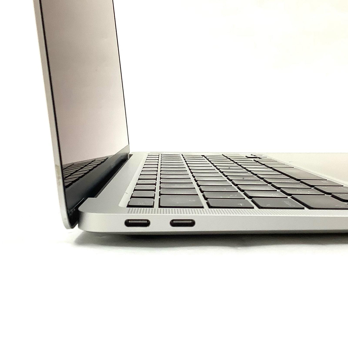 【全額返金保証】【最速発送】Apple MacBook Air 13インチ 2020 Apple M1 8GB 256GB シルバー 91% 美品 動作確認済