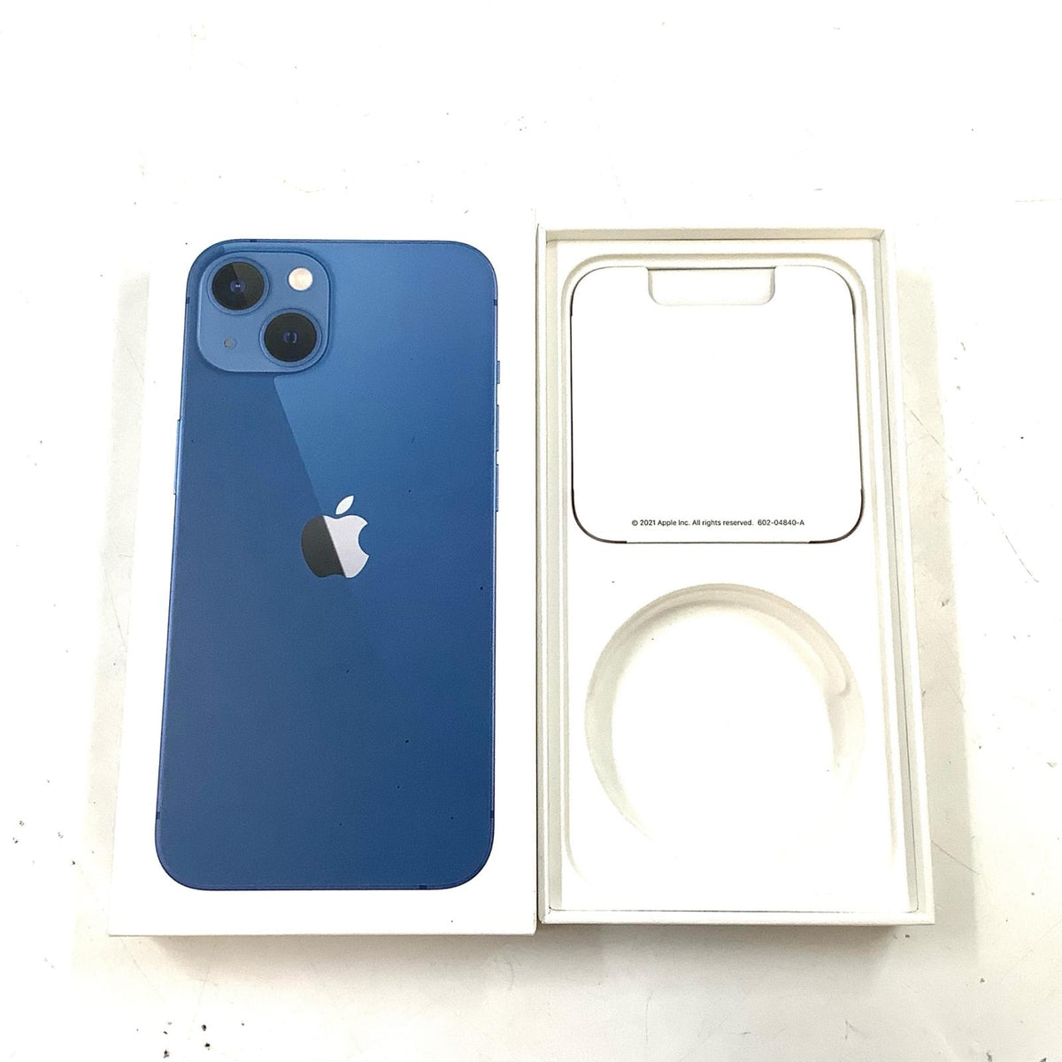 【全額返金保証】【最速発送】Apple iPhone iPhone 13 256GB ブルー Softbank SIMフリー 白ロム 動作確認済 88%