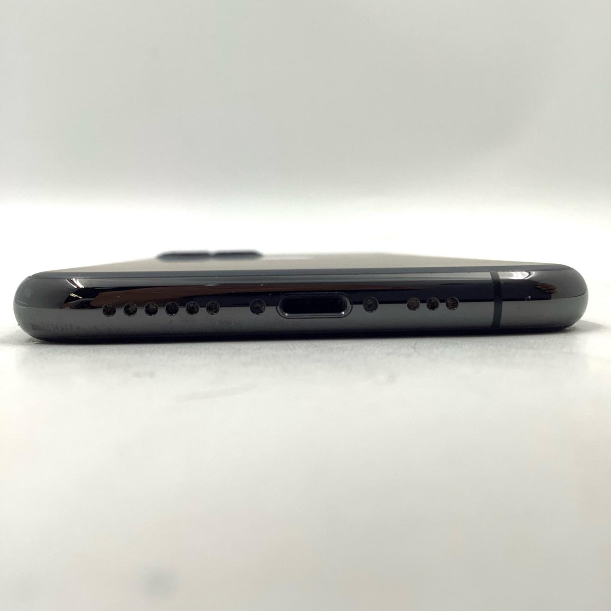 【全額返金保証】【最速発送】Apple iPhone iPhone 11 Pro 64GB スペースグレイ docomo SIMフリー 白ロム 美品 動作確認済 88%