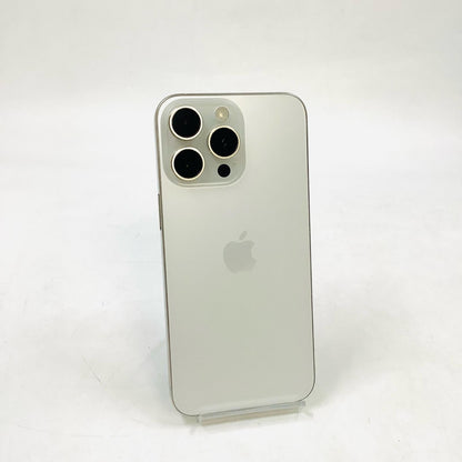 【全額返金保証】【最速発送】Apple iPhone iPhone 15 Pro Max 256GB ホワイトチタニウム au SIMフリー 白ロム 美品 動作確認済 83%