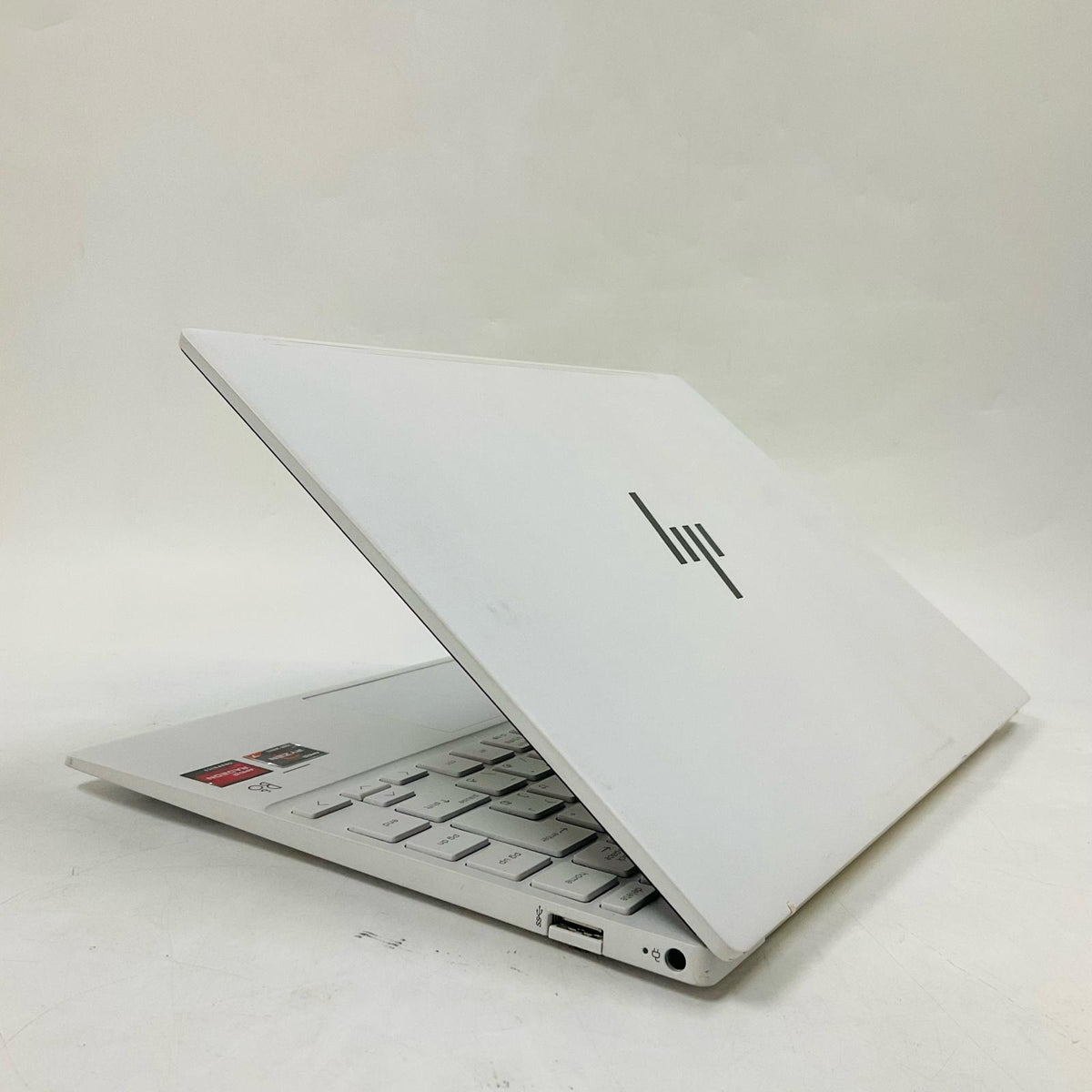 【全額返金保証】【最速発送】HP Pavilion Aero Laptop 13-be2xxx AMD Ryzen 7 7735U 16GB M.2 SSD 512GB 100% 美品 動作確認済