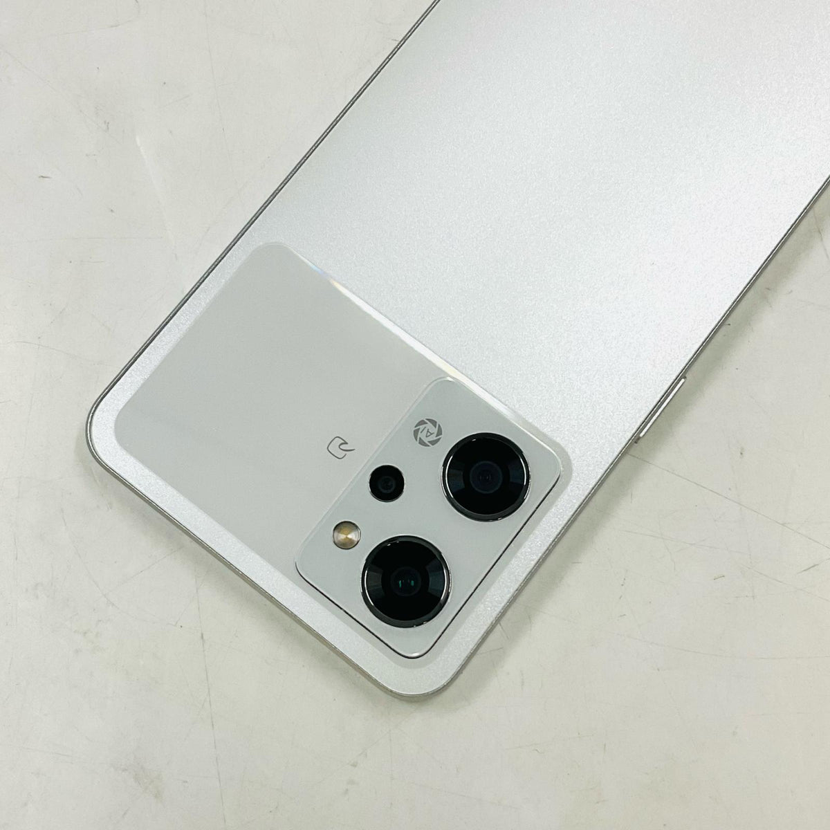 【全額返金保証】【最速発送】OPPO Reno 9A 128GB ムーンホワイト Softbank SIMフリー 白ロム 美品 動作確認済