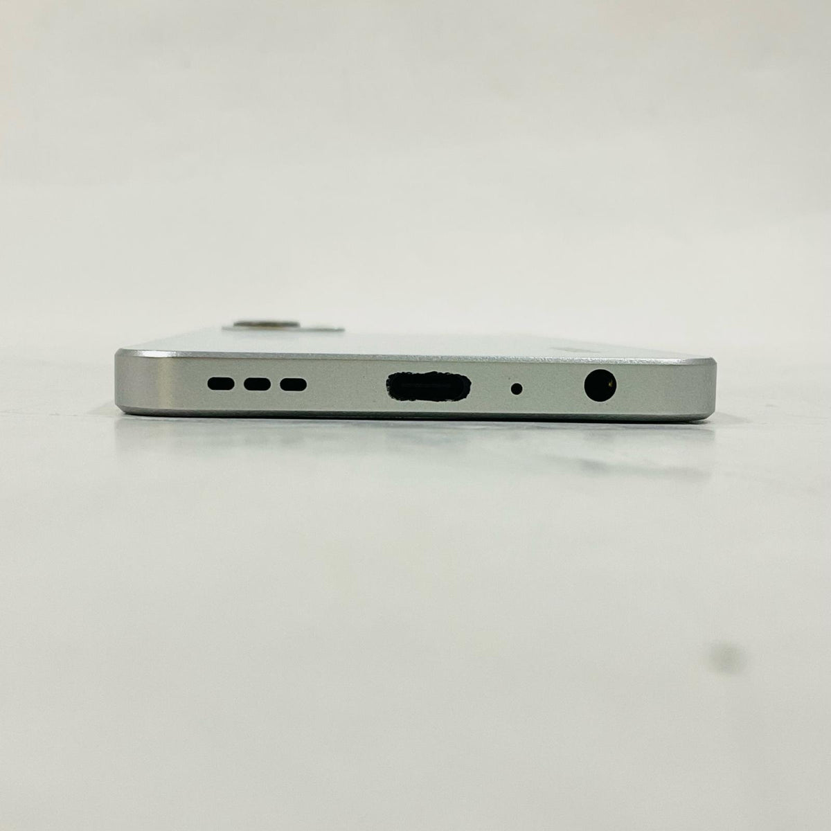 【全額返金保証】【最速発送】OPPO Reno 9A 128GB ムーンホワイト Softbank SIMフリー 白ロム 美品 動作確認済