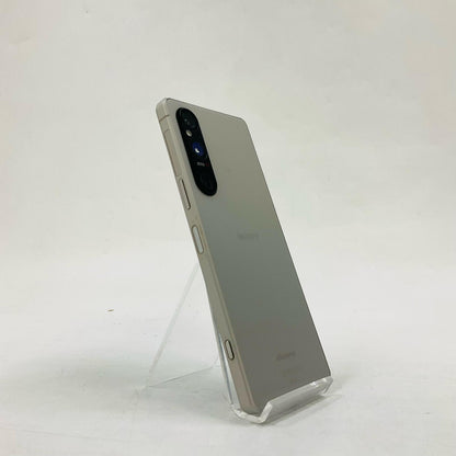 【最速発送】Sony Xperia 1 V 256GB プラチナシルバー docomo SIMフリー S0-51D 白ロム【難有】