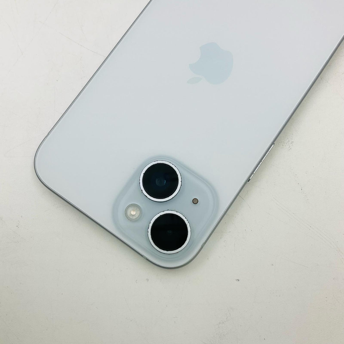 【全額返金保証】【最速発送】Apple iPhone iPhone 15 256GB ブルー docomo SIMフリー 白ロム 動作確認済 79%