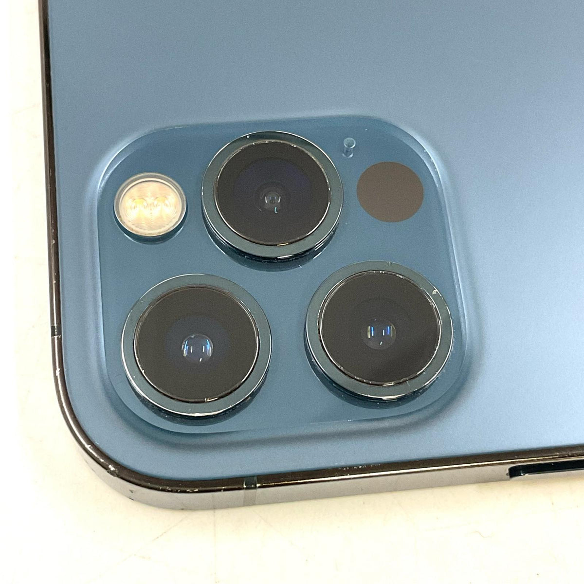 【全額返金保証】【最速発送】Apple iPhone iPhone Pro 12 256GB パシフィックブルー docomo SIMフリー 白ロム 動作確認済 76%