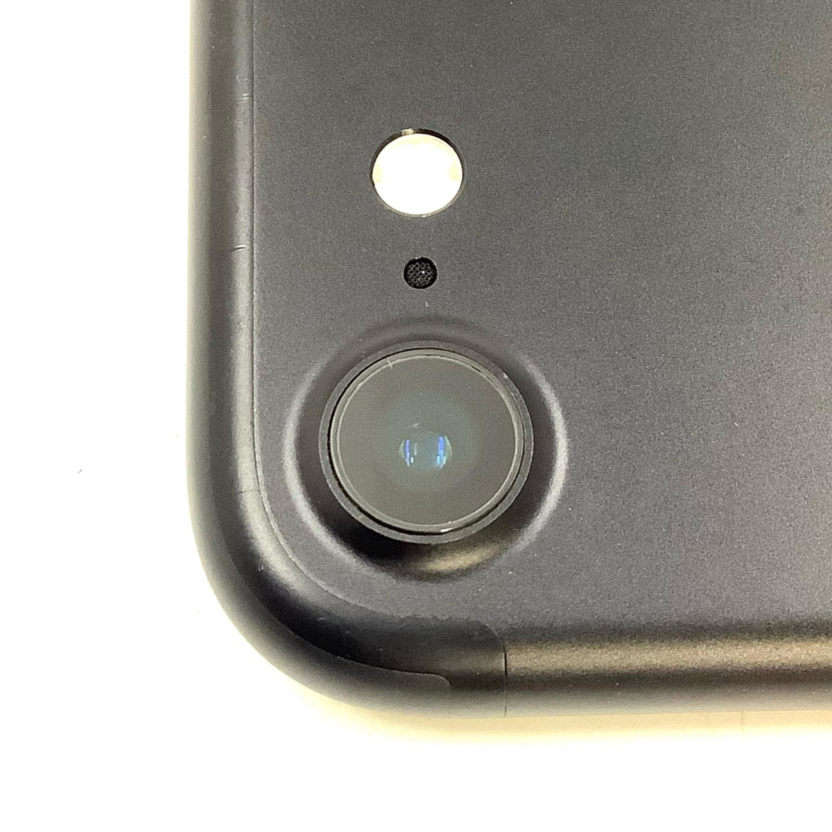 【全額返金保証】【最速発送】Apple iPhone iPhone 7 32GB ブラック au 白ロム 美品 動作確認済 84%