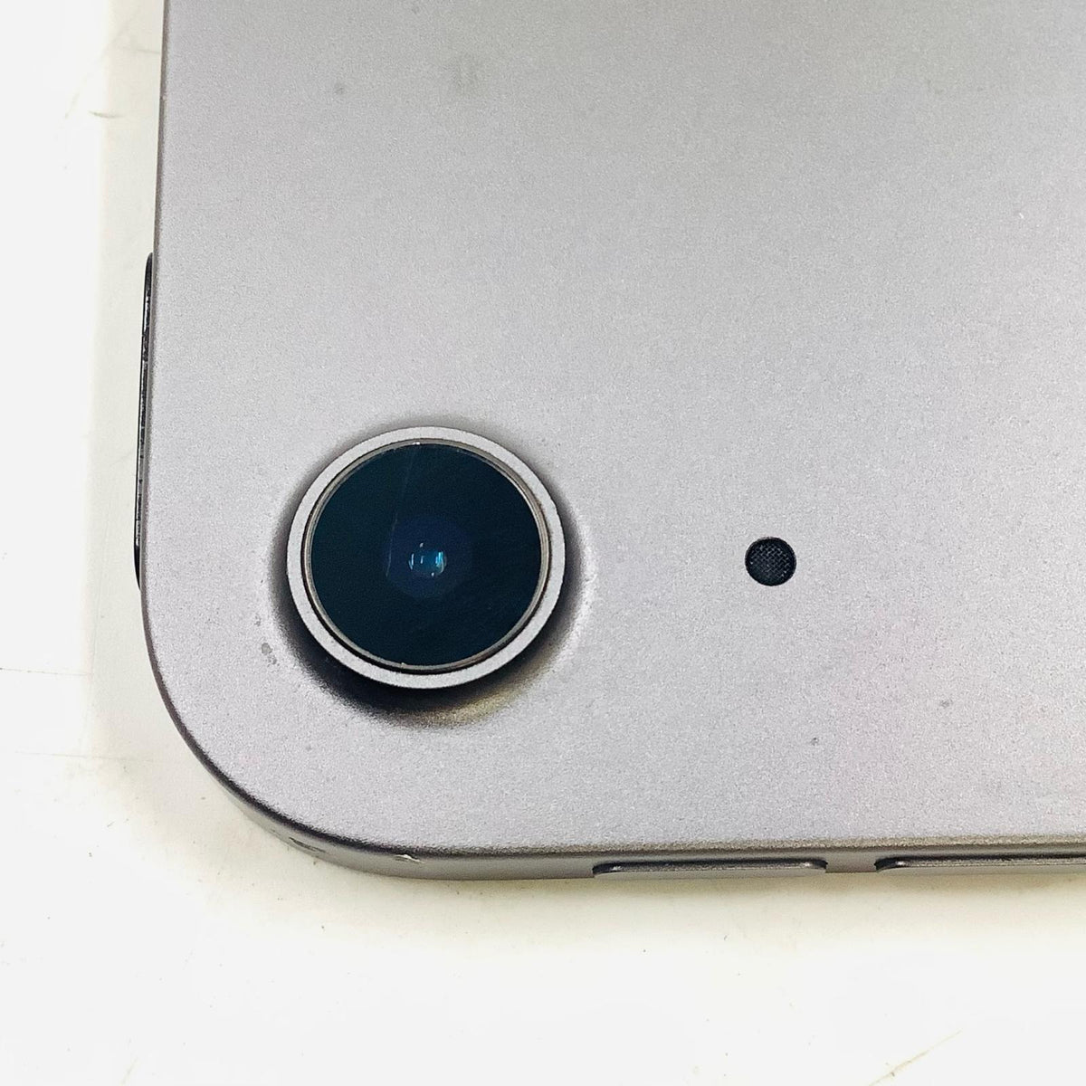 【全額返金保証】【最速発送】Apple iPad Air 10.9インチ 第5世代 256GB スペースグレイ Wi-Fi 動作確認済