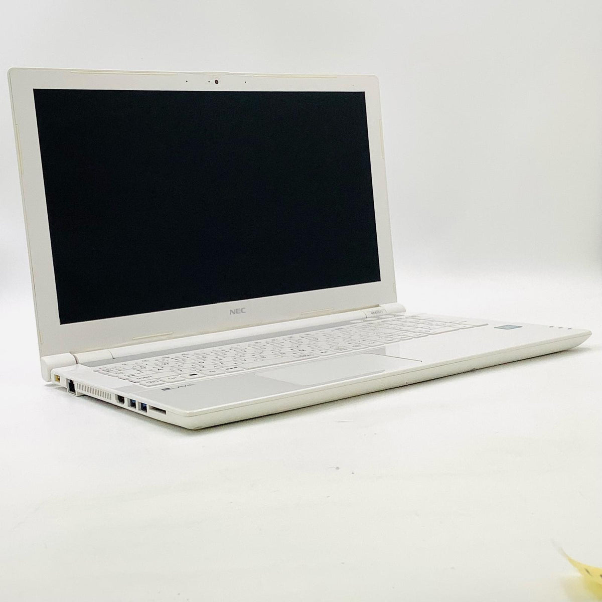 【全額返金保証】【最速発送】NEC LAVIE PC-NS630JAW Intel(R) Core(TM) i7-8550U CPU @ 1.80GHz 4GB SSD(SATA) 256GB（実測:238GB） 81.8% 動作確認済