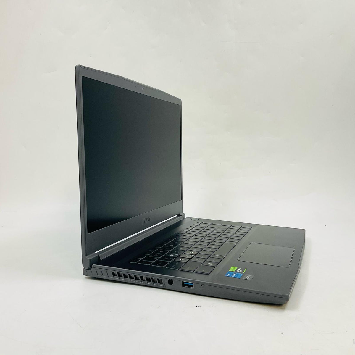 【全額返金保証】【最速発送】MSI GF Thin 15 B12UC 12th Gen Intel(R) Core(TM) i5-12450H 16GB SSD(NVMe) 512GB（実測:477GB） NVIDIA GeForce RTX 3050 Laptop GPU 99.8% 美品 動作確認済