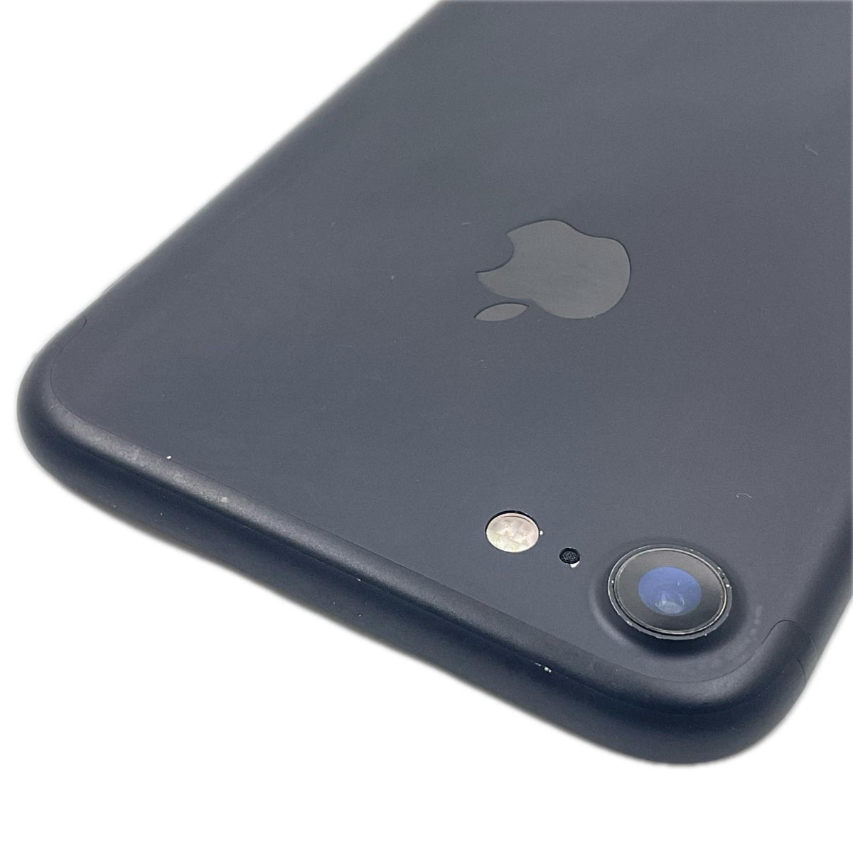 【全額返金保証】【最速発送】Apple iPhone iPhone 7 128GB ブラック docomo 白ロム 動作確認済 83%
