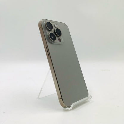 【全額返金保証】【最速発送】Apple iPhone iPhone 15 Pro 256GB ナチュラルチタニウム docomo 白ロム 美品 動作確認済 88%