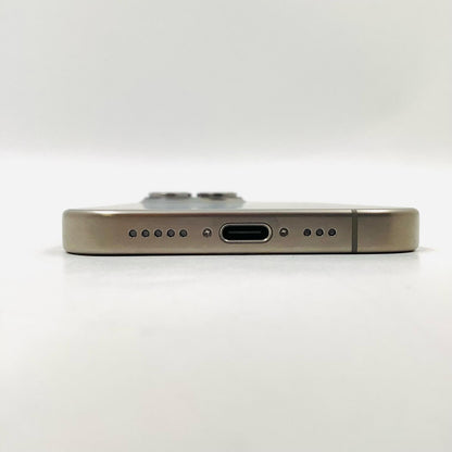 【全額返金保証】【最速発送】Apple iPhone iPhone 15 Pro 256GB ナチュラルチタニウム docomo 白ロム 美品 動作確認済 88%
