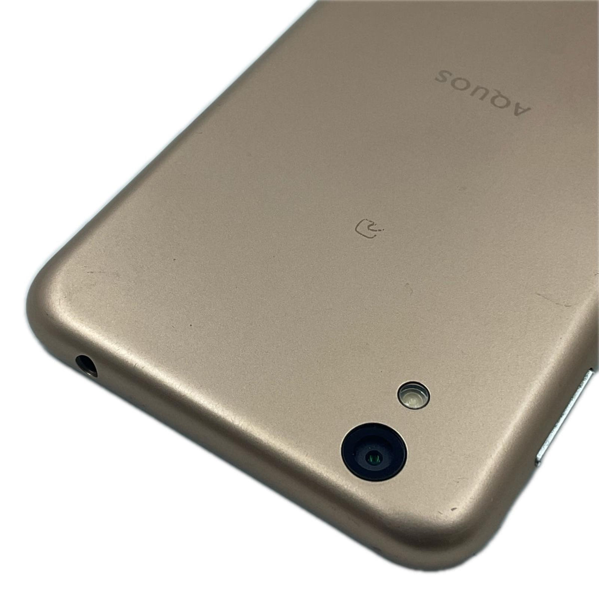 【最速発送】SHARP AQUOS sense lite 32GB ゴールド SH-M05 白ロム【難有】