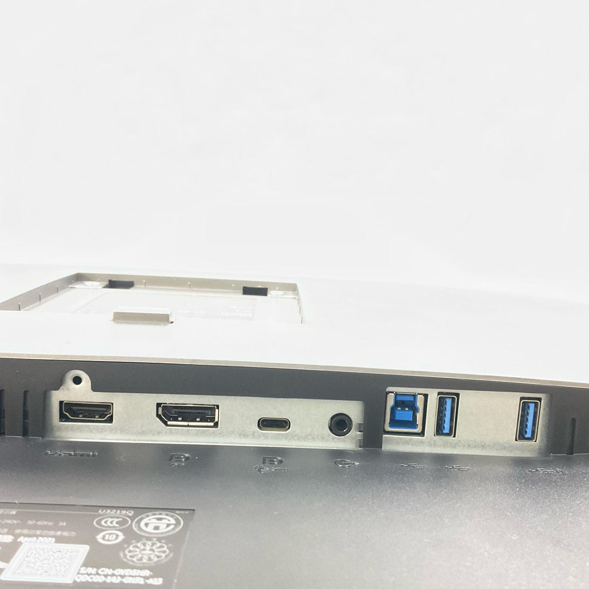 【全額返金保証】【最速発送】DELL U3219Q 31.5インチ 美品 動作確認済