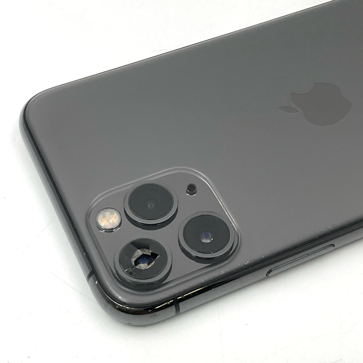 【最速発送】Apple iPhone iPhone Pro 11 256GB ブラック docomo SIMフリー 白ロム【難有】 72%