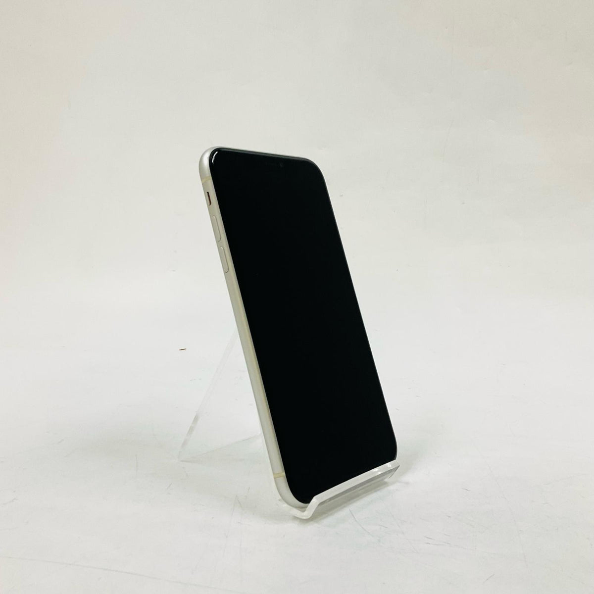 【最速発送】Apple iPhone iPhone 11 128GB ホワイト au 白ロム【難有】 96%