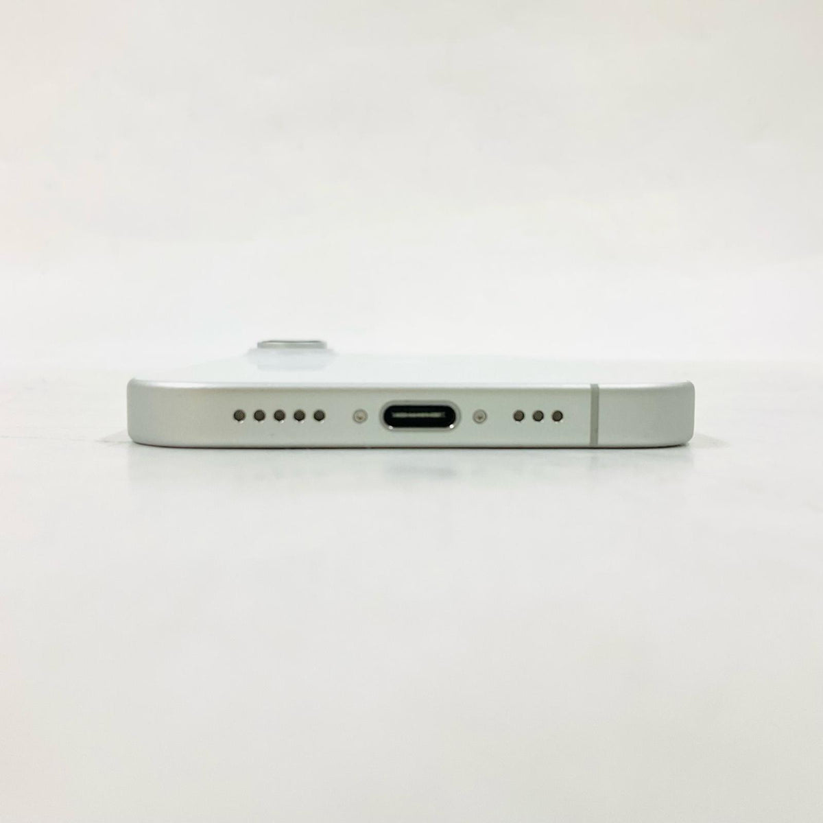 【全額返金保証】【最速発送】Apple iPhone iPhone 16 128GB ホワイト docomo SIMフリー 白ロム 美品 動作確認済 100%