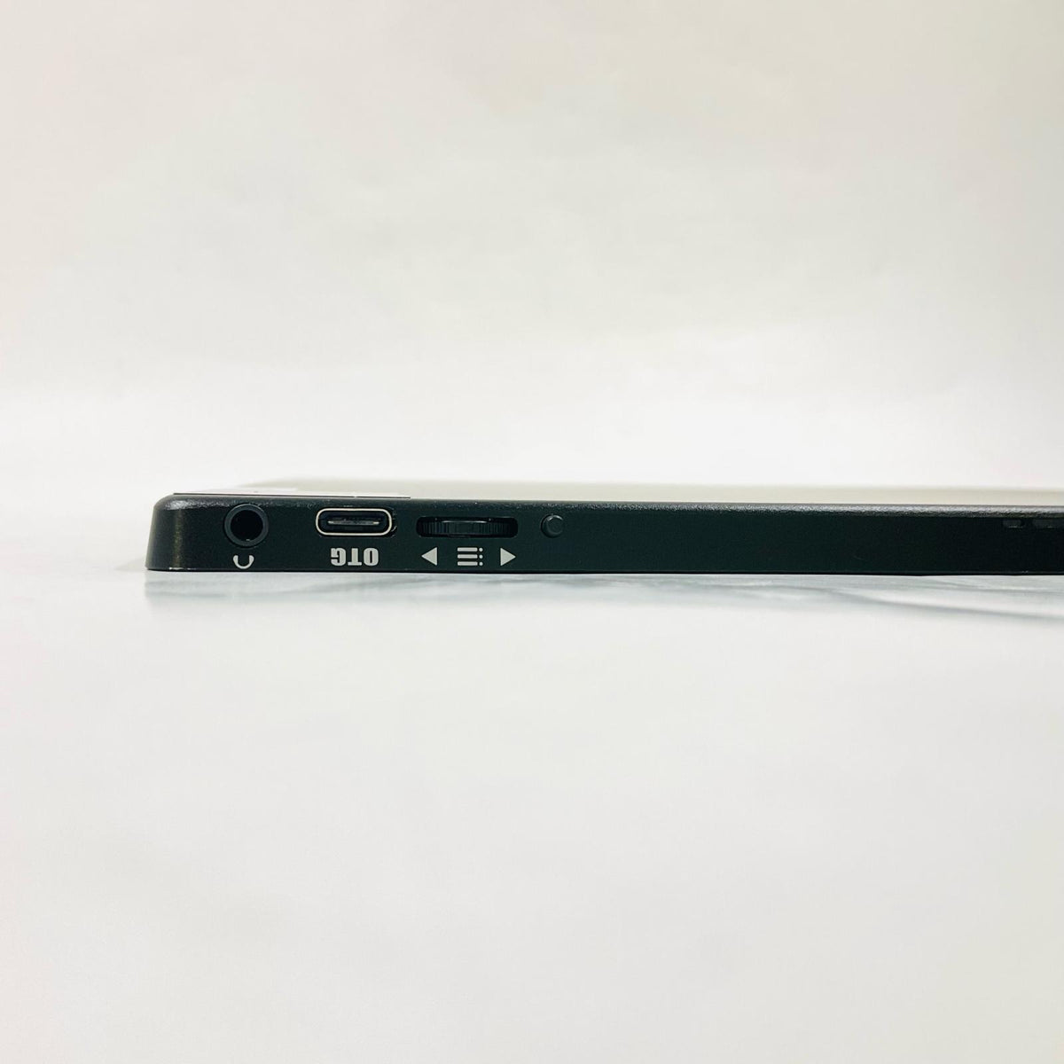 【最速発送】WIMAXIT M1563C 15.6インチ【難有】