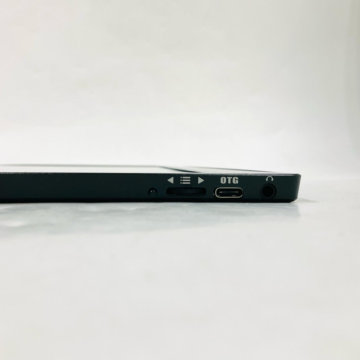 【最速発送】WIMAXIT M1563C 15.6インチ【難有】