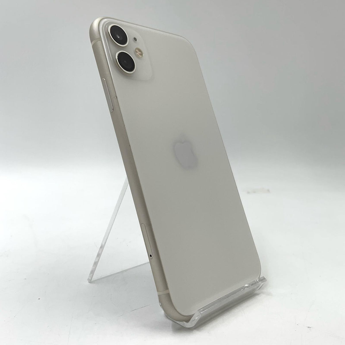 【全額返金保証】【最速発送】Apple iPhone iPhone 11 128GB ホワイト docomo 白ロム 美品 動作確認済 85%