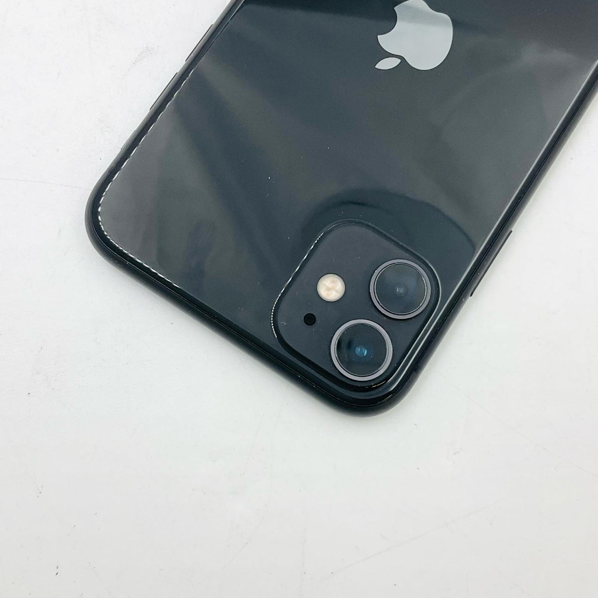 【全額返金保証】【最速発送】Apple iPhone iPhone 11 128GB ブラック docomo 白ロム 動作確認済