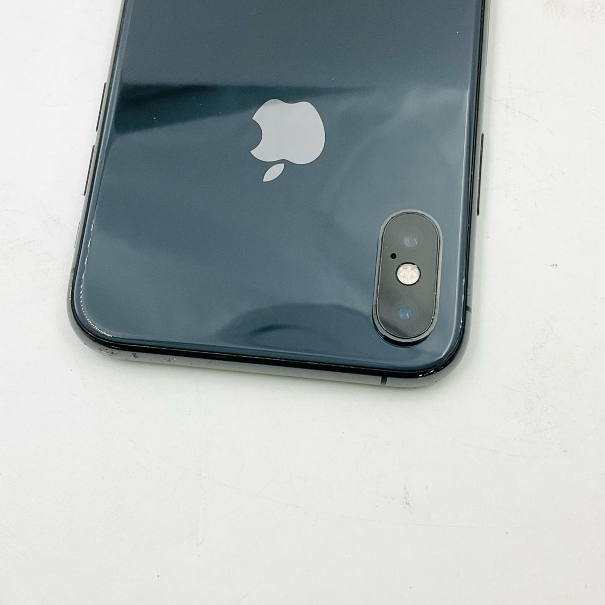 【最速発送】Apple iPhone iPhone XS 256GB スターライト docomo SIMフリー 白ロム【難有】 79%