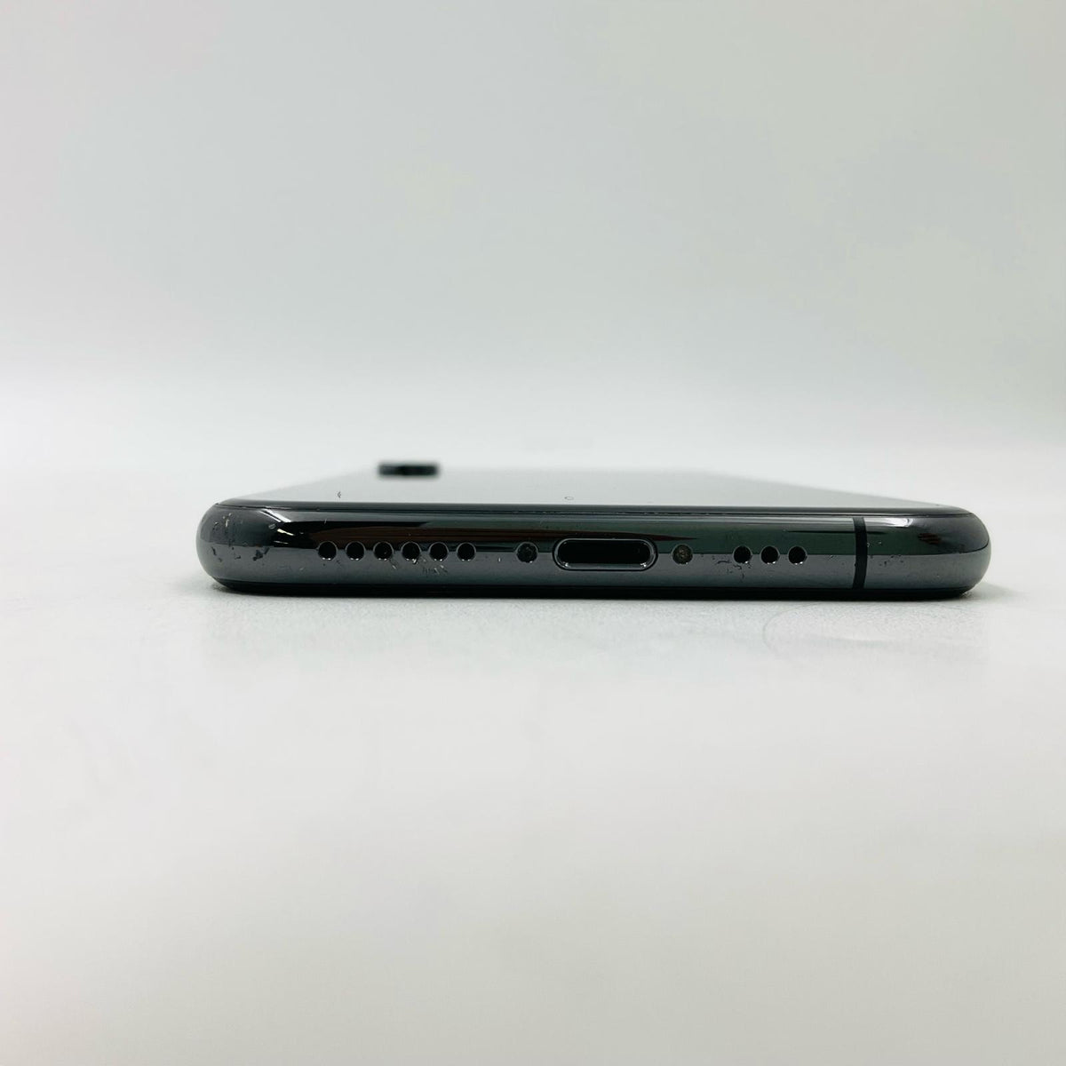 【最速発送】Apple iPhone iPhone XS 256GB スターライト docomo SIMフリー 白ロム【難有】 79%