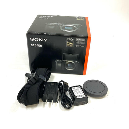 【全額返金保証】【最速発送】Sony デジタル一眼 α6400 ボディ シルバー 美品 動作確認済