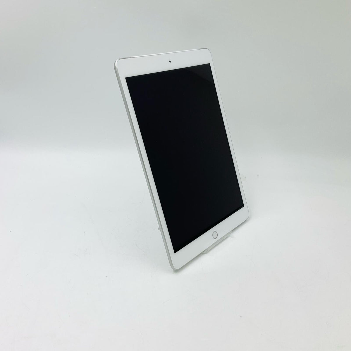 【全額返金保証】【最速発送】Apple iPad iPad 第7世代 32GB シルバー WiFi+Cellular docomo 白ロム 超美品 動作確認済