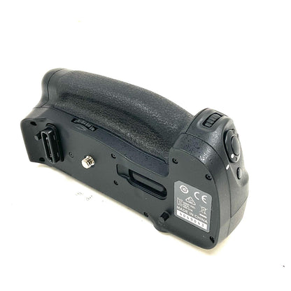 【全額返金保証】【最速発送】Nikon MB-D18 美品 動作確認済