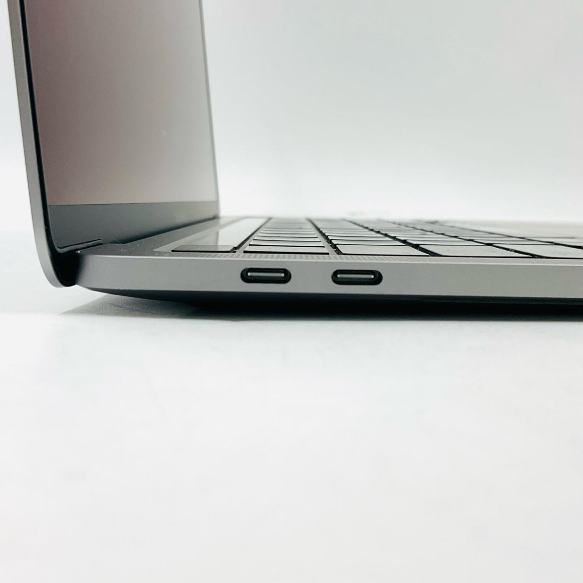 【全額返金保証】【最速発送】Apple MacBook Pro 13インチ 2020 2GHz クアッドコアIntel Core i5 16GB 512GB スペースグレイ 美品 動作確認済