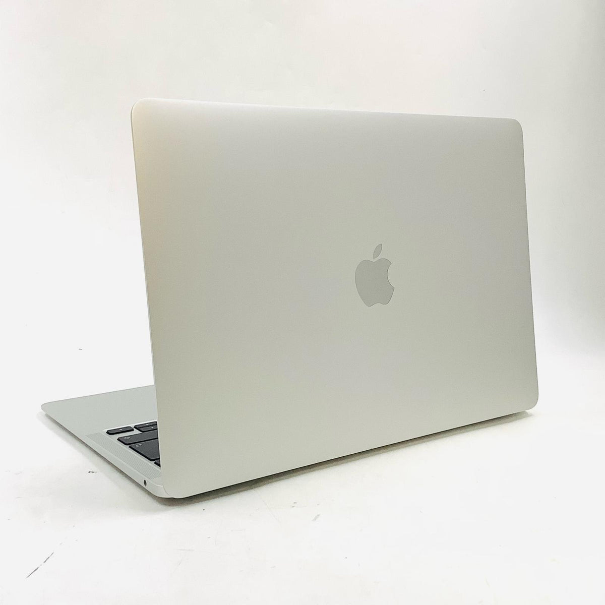 【全額返金保証】【最速発送】Apple MacBook Air 13インチ 2020 Apple M1 16GB 256GB シルバー 88% 美品 動作確認済