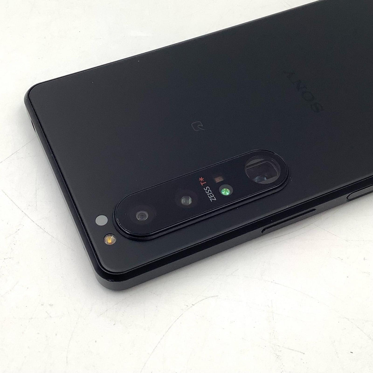 【全額返金保証】【最速発送】Sony Xperia 1 Ⅲ 256GB ブラック docomo SO-51B 白ロム 動作確認済
