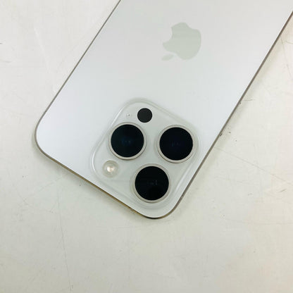 【全額返金保証】【最速発送】Apple iPhone iPhone 15 Pro 512GB ホワイトチタニウム Softbank 白ロム 動作確認済 77%