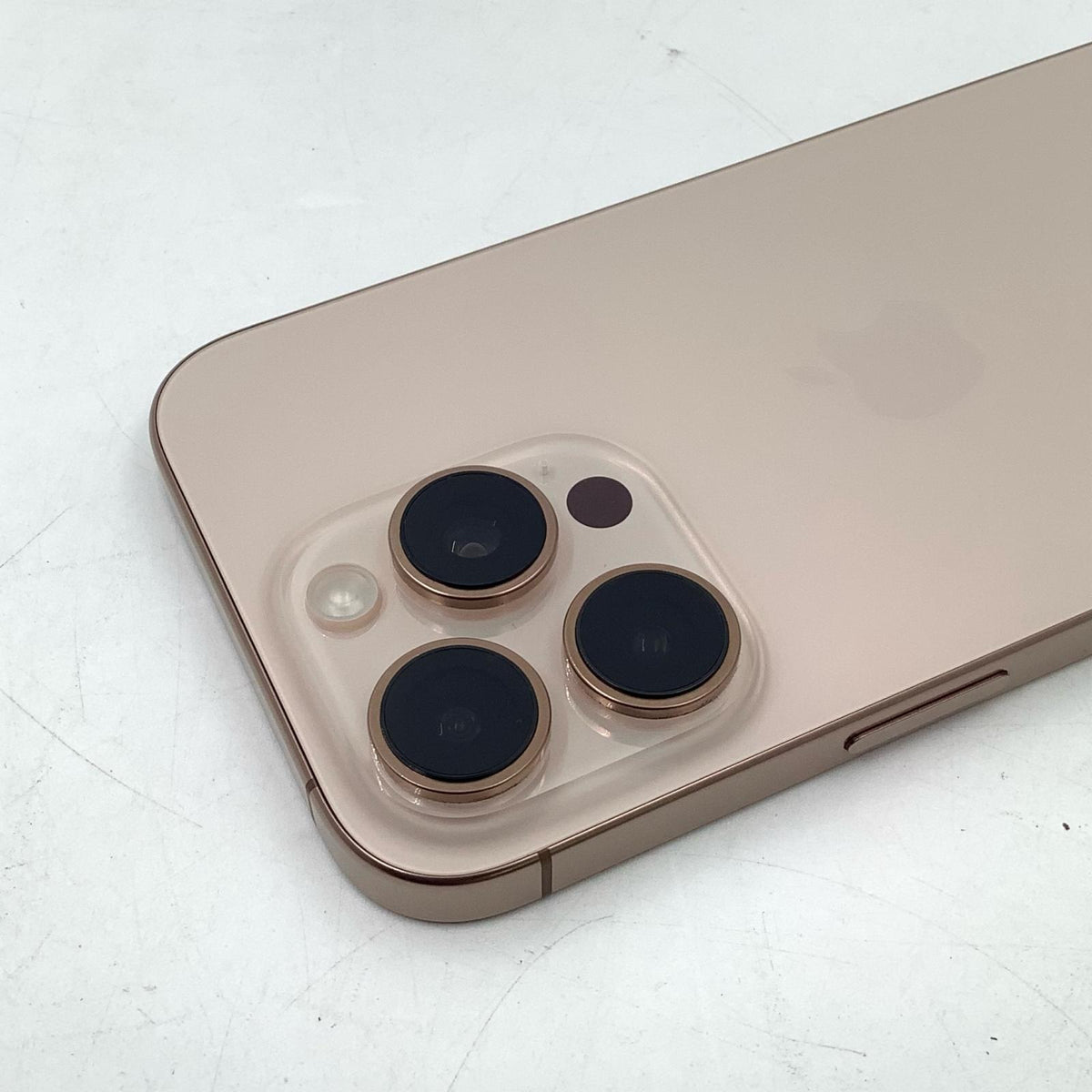 【全額返金保証】【最速発送】Apple iPhone iPhone 16 Pro 256GB デザートチタニウム SIMフリー 白ロム 美品 動作確認済 93%