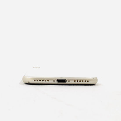 【最速発送】Apple iPhone iPhone SE（第3世代） 128GB ホワイト SIMフリー 白ロム【難有】 82%