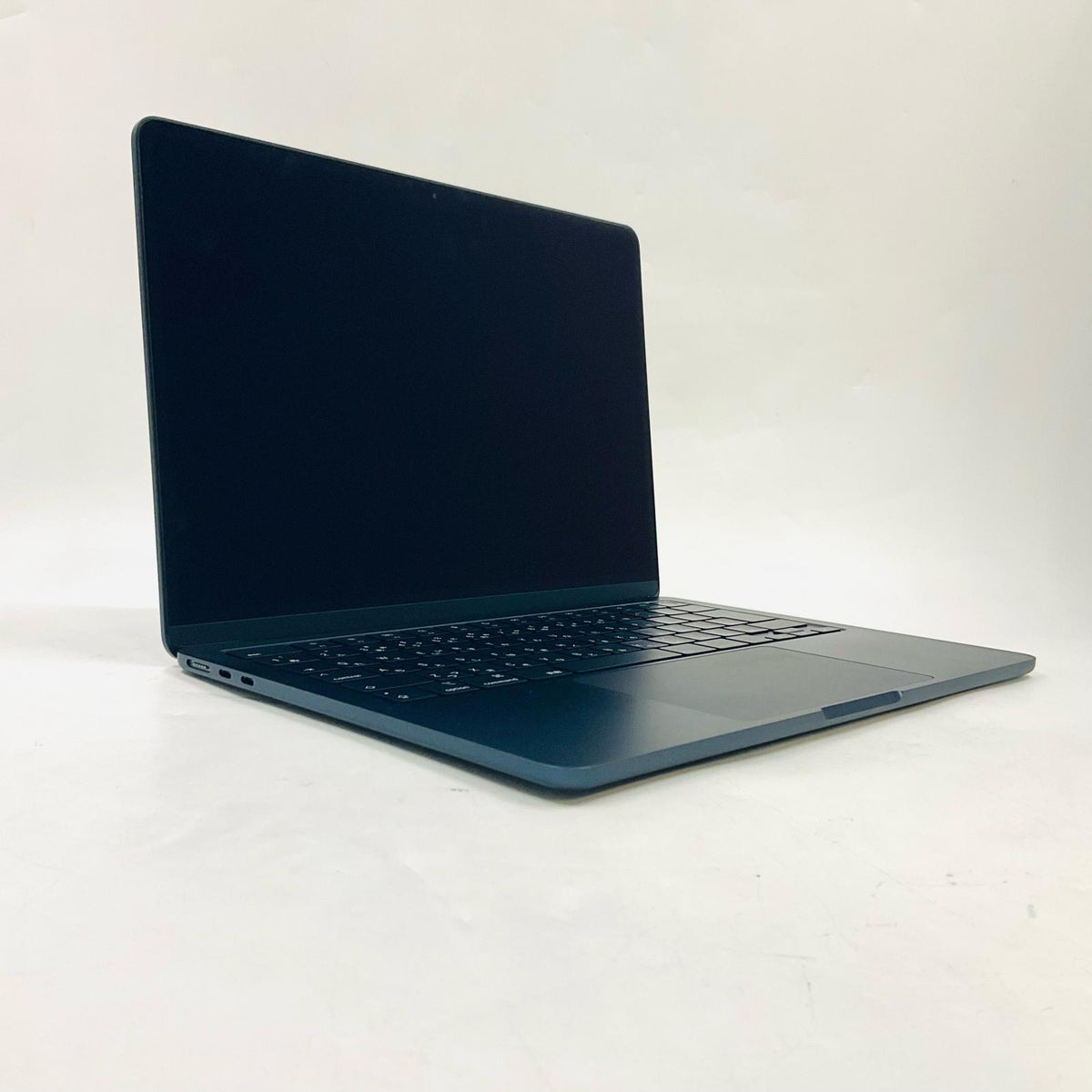 【全額返金保証】【最速発送】Apple MacBook Air 13インチ 2022 Apple M2 8GB 256GB ミッドナイト 99% 美品 動作確認済
