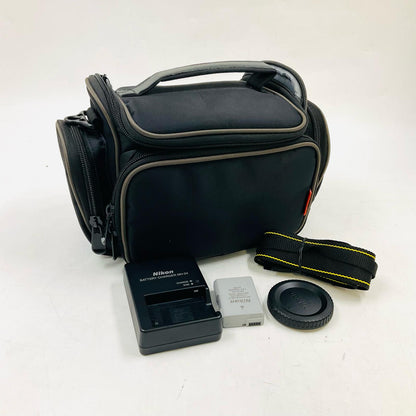 【全額返金保証】【最速発送】Nikon デジタル一眼 D5600 ボディ ブラック 美品 動作確認済