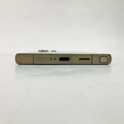 【最速発送】 Galaxy S24 Ultra 256GB シルバー系 au SCG26 白ロム【難有】