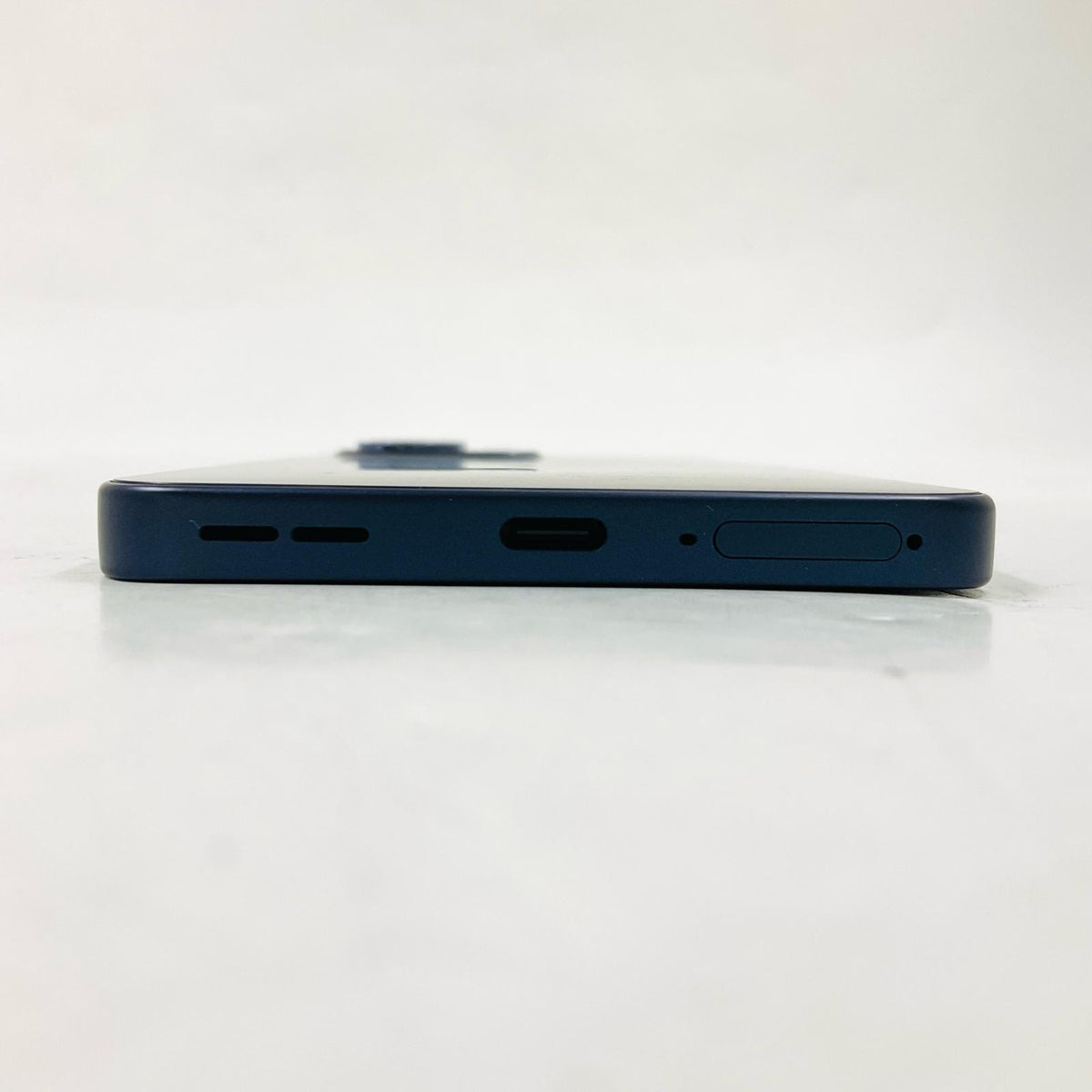 【全額返金保証】【最速発送】 OPPO Reno13 A 128GB ブルー系 au OPG05 白ロム 動作確認済