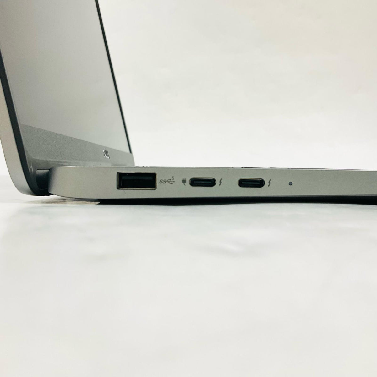 【全額返金保証】【最速発送】Dell Latitude 5340 i7-1365U 1.8GHz 32GB M.2 SSD 256GB 100% 美品 動作確認済
