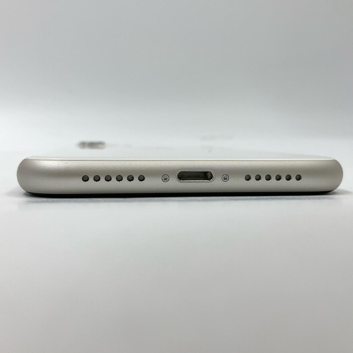 【全額返金保証】【最速発送】Apple iPhone iPhone 11 128GB ホワイト Softbank SIMフリー 白ロム 美品 動作確認済 80%
