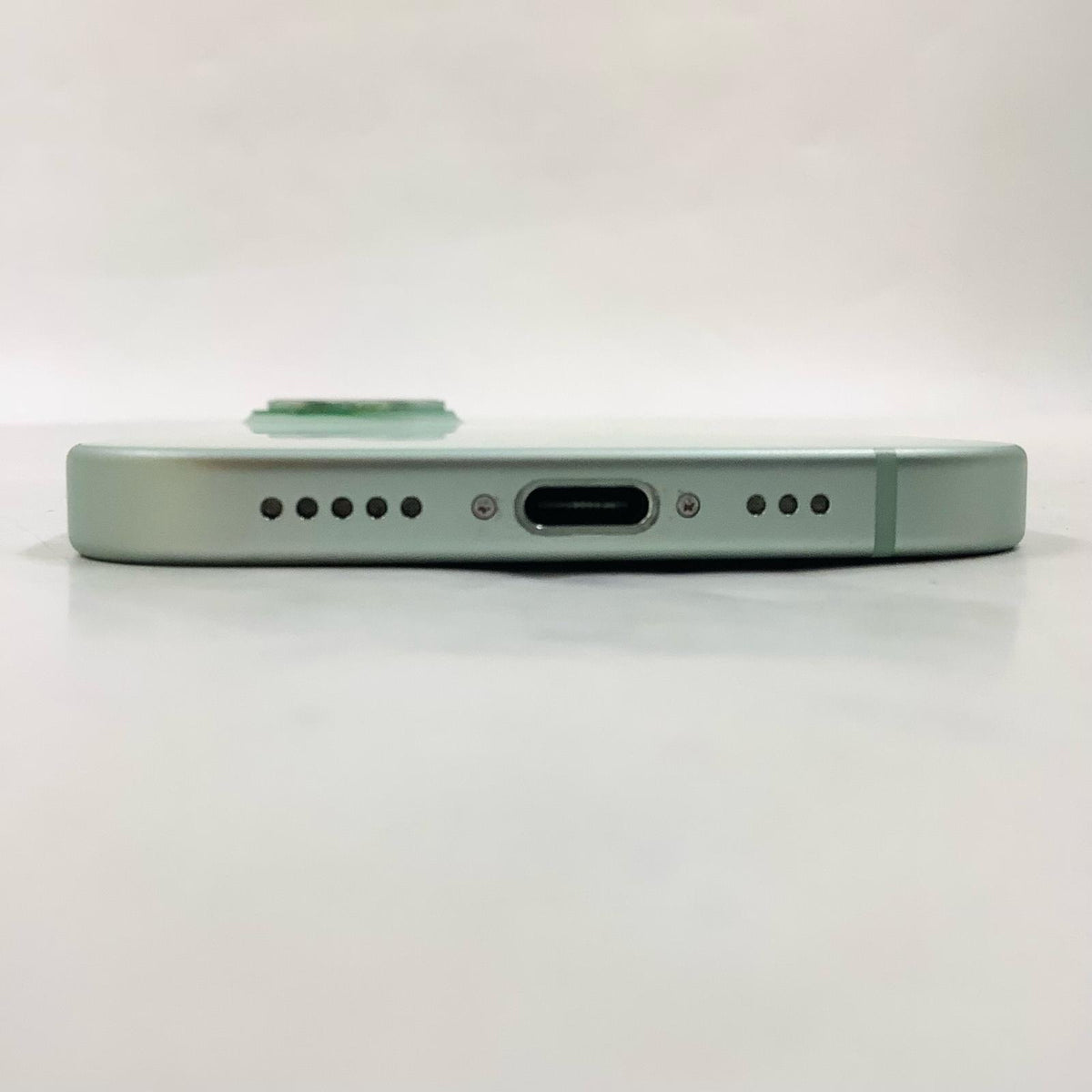 【全額返金保証】【最速発送】Apple iPhone iPhone 15 256GB グリーン SIMフリー 白ロム 美品 動作確認済 83%