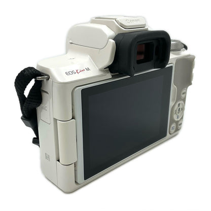 【全額返金保証】【最速発送】Canon デジタル一眼 EOS Kiss M ボディ ホワイト 美品 動作確認済