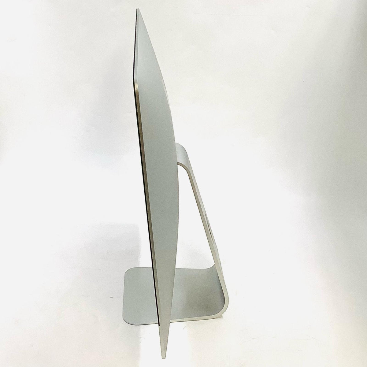【全額返金保証】【最速発送】Apple iMac 21.5インチ 2.3 GHz デュアルコア Intel core i5 8GB HDD 1TB 美品 動作確認済