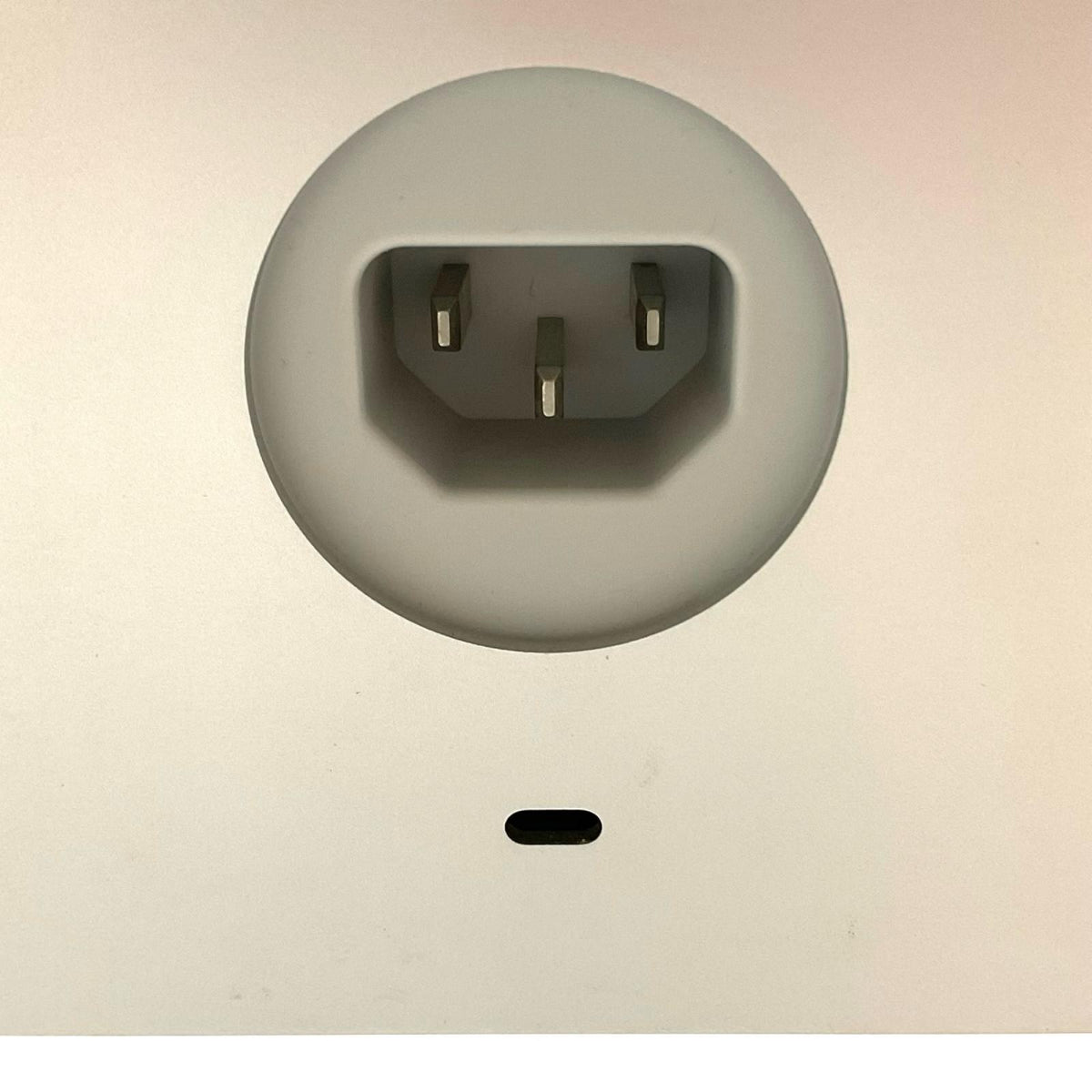 【全額返金保証】【最速発送】Apple iMac 21.5インチ intel core i5 8GB HDD 1TB シルバー 美品 動作確認済