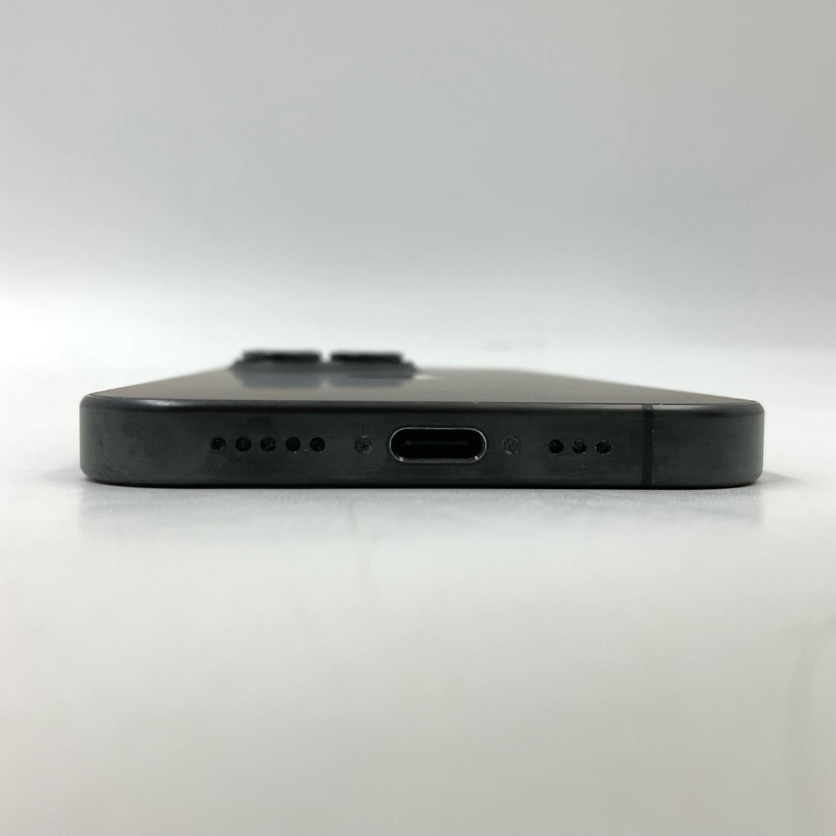 【全額返金保証】【最速発送】Apple iPhone iPhone 15 Pro 256GB ブラックチタニウム SIMフリー 白ロム 動作確認済 86%