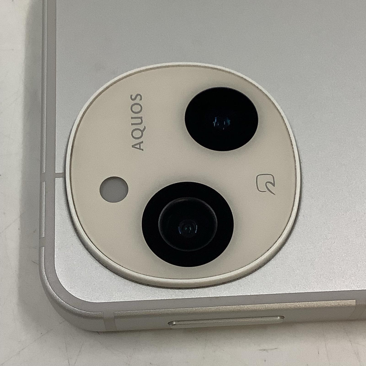【全額返金保証】【最速発送】SHARP AQUOS sense9 256GB ホワイト SIMフリー SH-M29 白ロム 美品 動作確認済