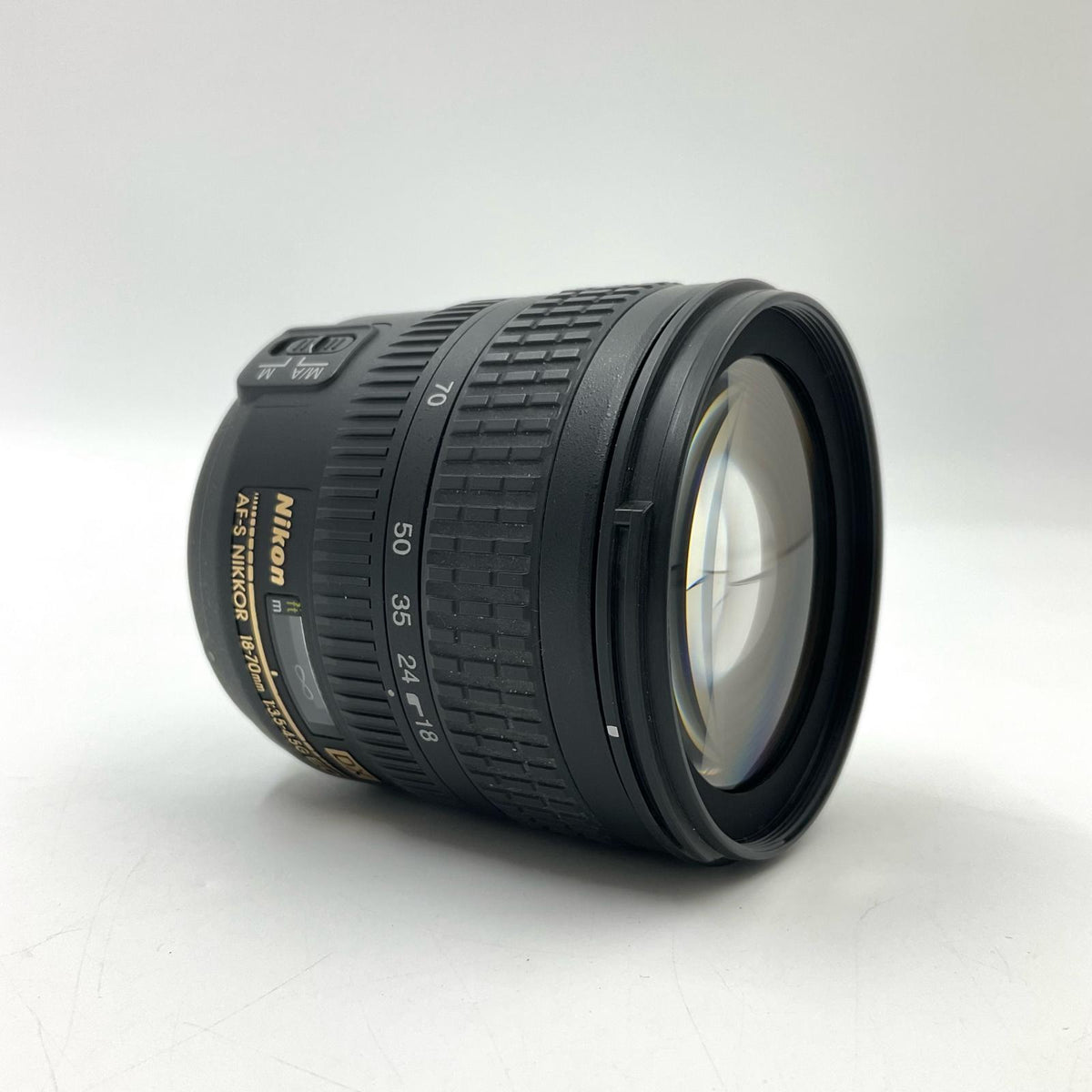 【全額返金保証】【最速発送】Nikon AF-S DX Zoom-Nikkor 18-70mm f/3.5-4.5G IF-ED 美品 動作確認済